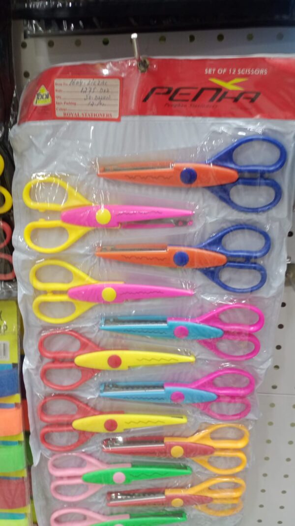 Set of 12 Scissors